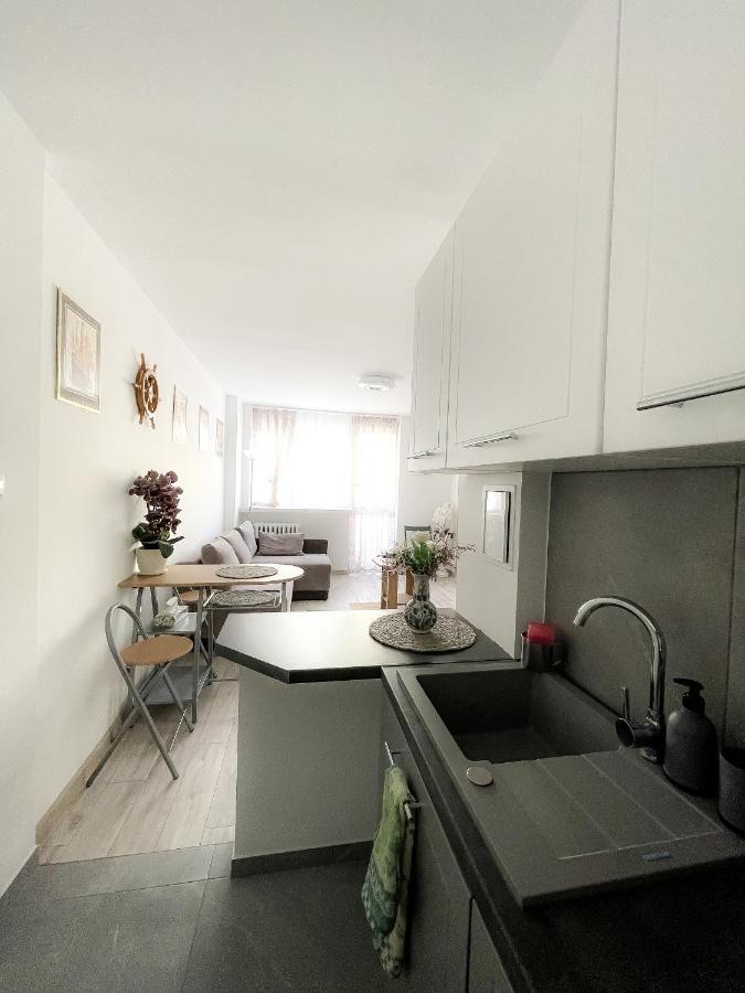 Apartamentyprzymorzu Marytka W Centrum Blisko Morza Kołobrzeg Eksteriør bilde